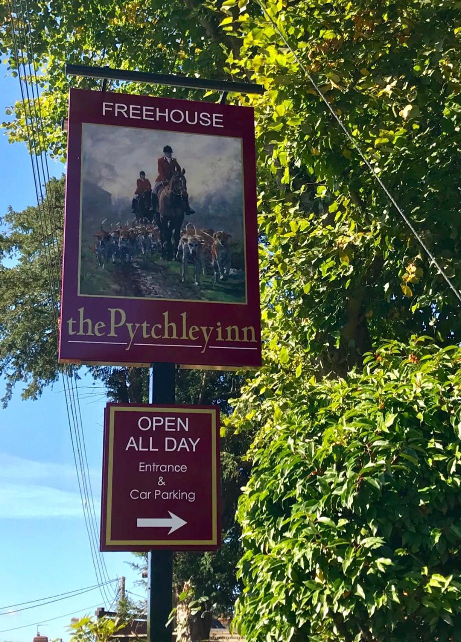 The Pytchley Inn West Haddon Exterior foto